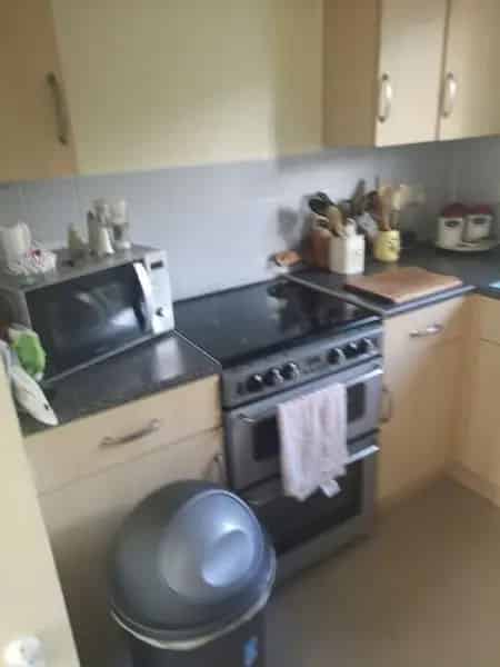 1 Bed Flat Near Amenities Ideal for Non-Drivers
