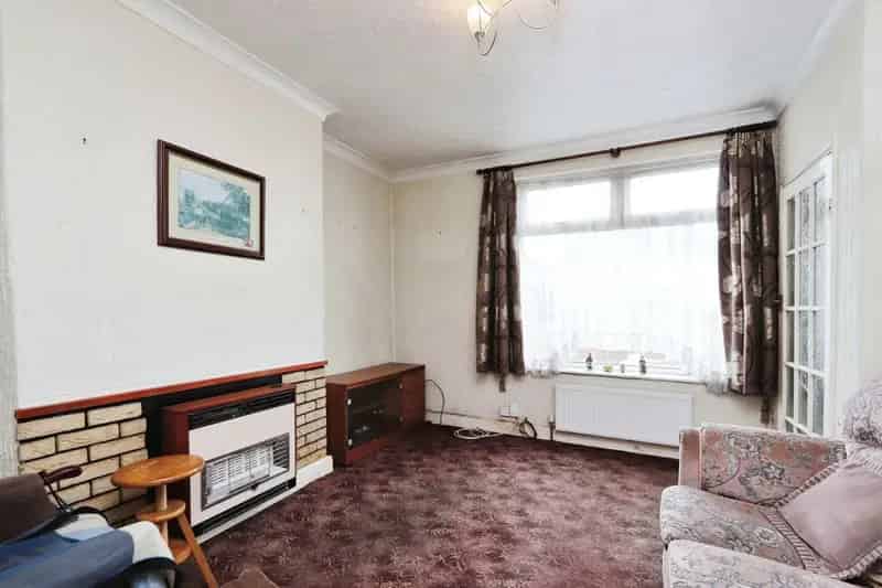 2 Bedroom End Terrace House For Sale Sheffield
