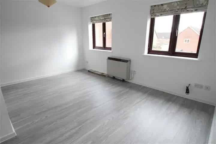 Double Bedroom Flat Available August 2025