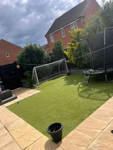 House For Rent in South Holland, England