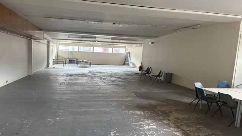 Commercial property For Rent , Wigan, England