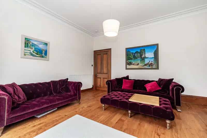 Immaculate Double Upper Flat with Modern Amenities and Spacious Rooms
