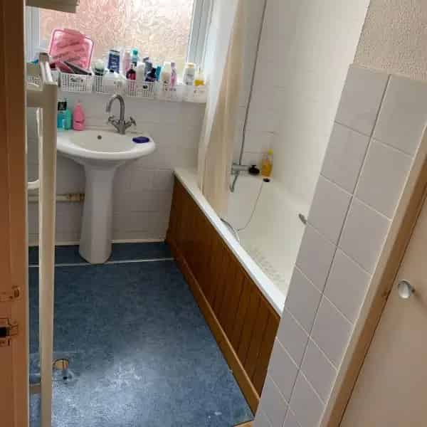 Ground Floor Flat with Private Garden