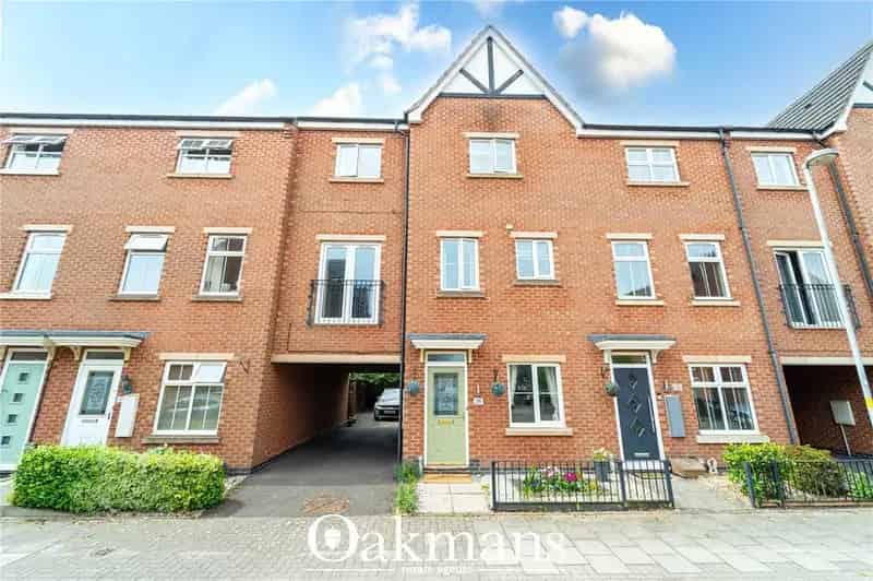 4 Bedroom Terraced House for Sale in Birmingham