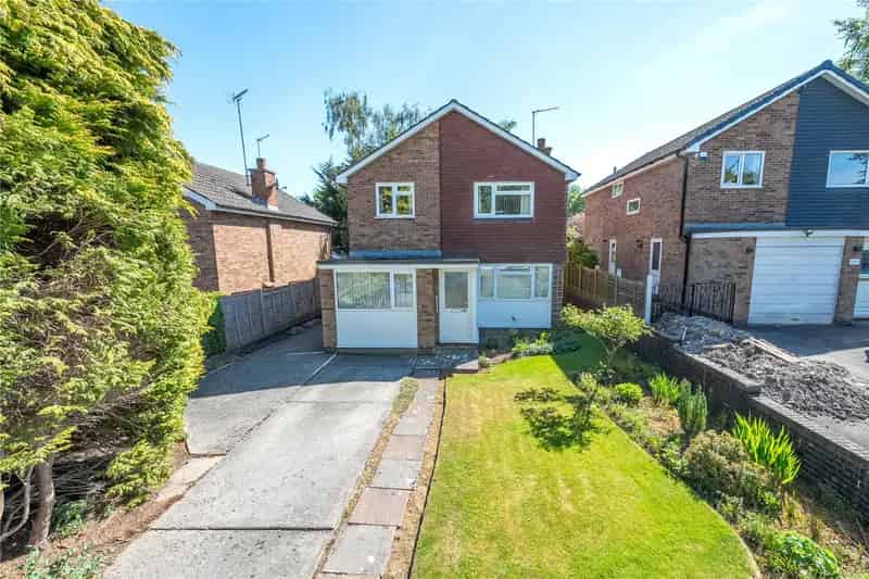Three Bedroom Detached Home For Renovation