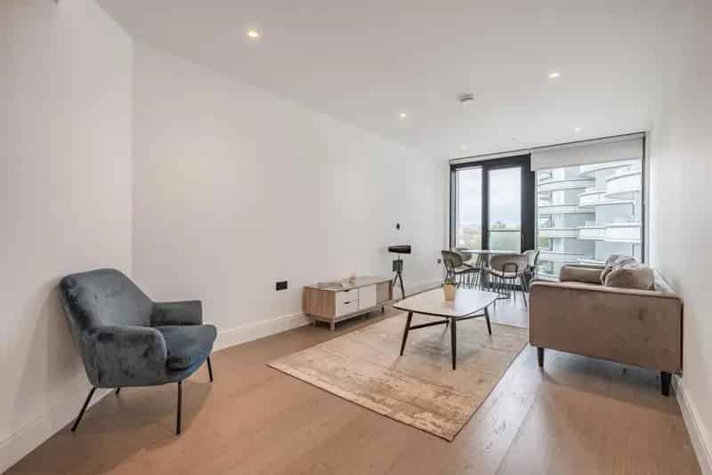 One Bedroom Modern Apartment near Albert Embankment
