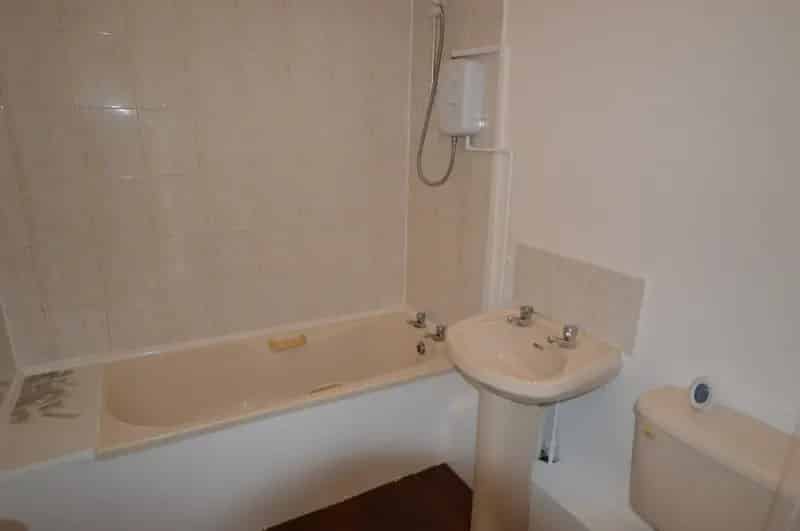 1 Bedroom Flat To Let Available Now Ground Floor Open Plan