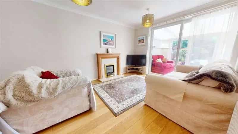 3 Bed Bungalow for Sale Garage Off Road Parking West Facing Garden