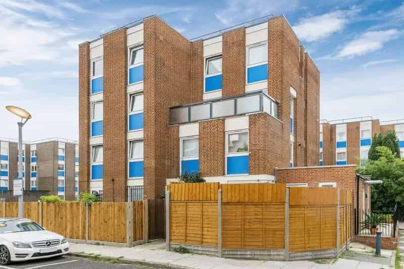 4 Bedroom Maisonette Near Queen Mary University