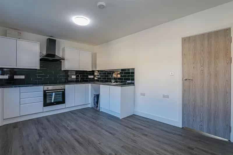 2 Bedroom Flat to Rent