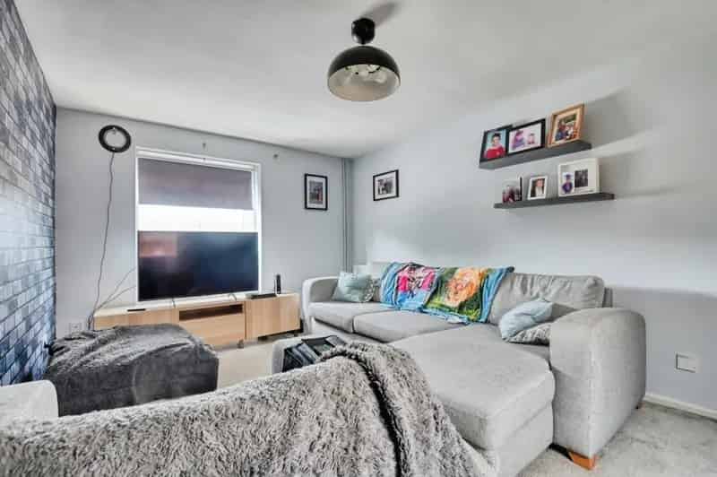3 Bedroom House For Sale Near Amenities and Transport Links