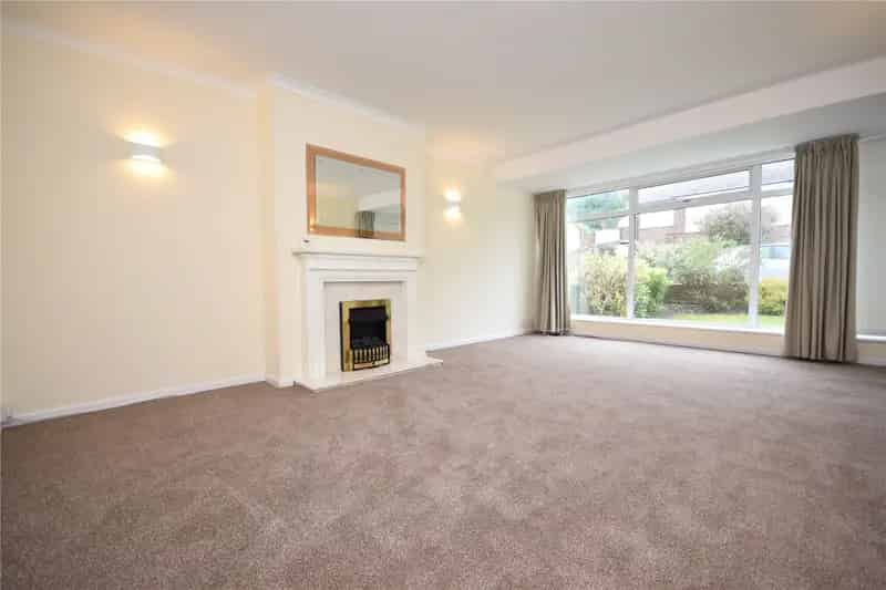 2 Bedroom Semi Detached Bungalow in Morley