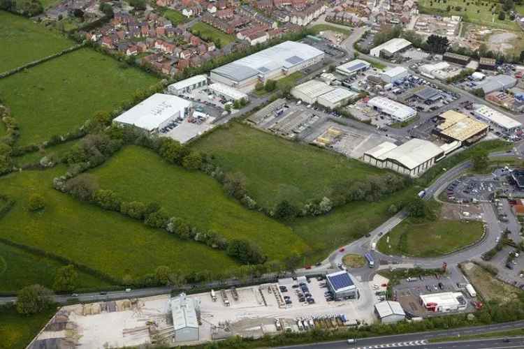 Commercial Development Land Wincanton 05 to 698 Acres