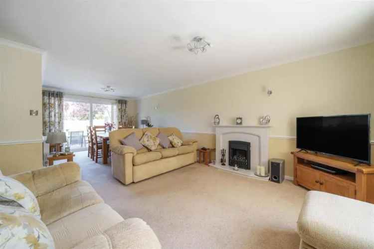 4 Bedroom Detached House for Sale Dover Crescent