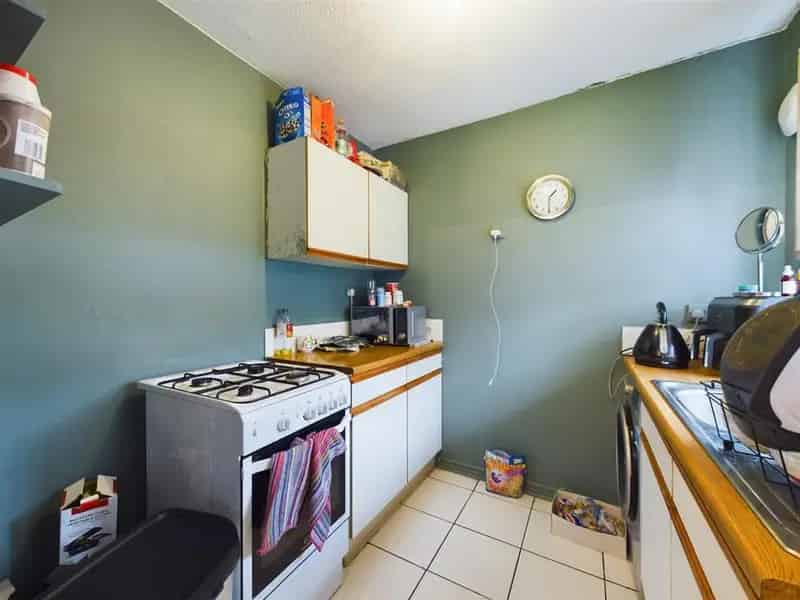 2 Bedroom House For Sale Investment Opportunity Tenants in Situ