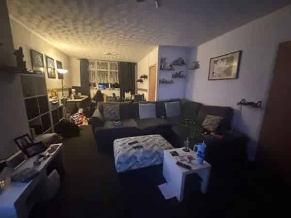 3 Bed House Near Schools and Shops