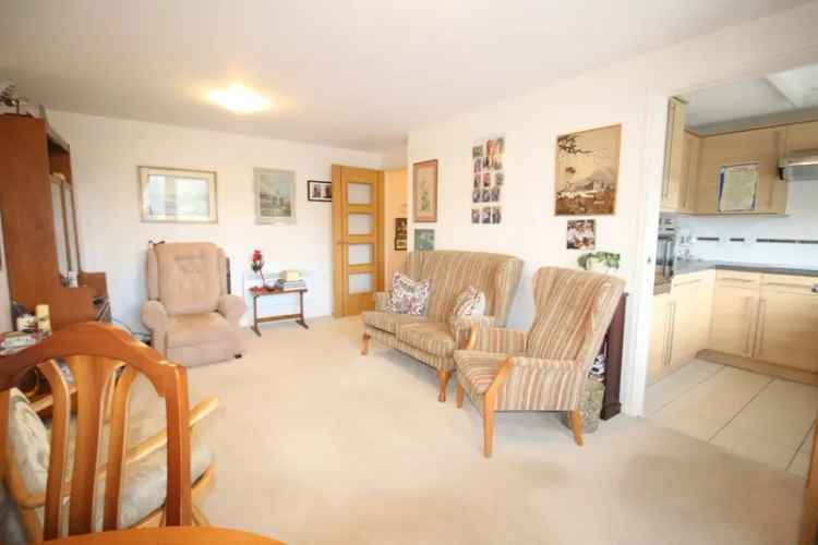 1 Bedroom Retirement Apartment for Sale in Warminster