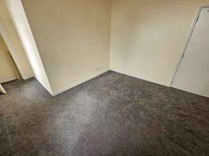 2 Bedroom Flat Aberdeen 66m²