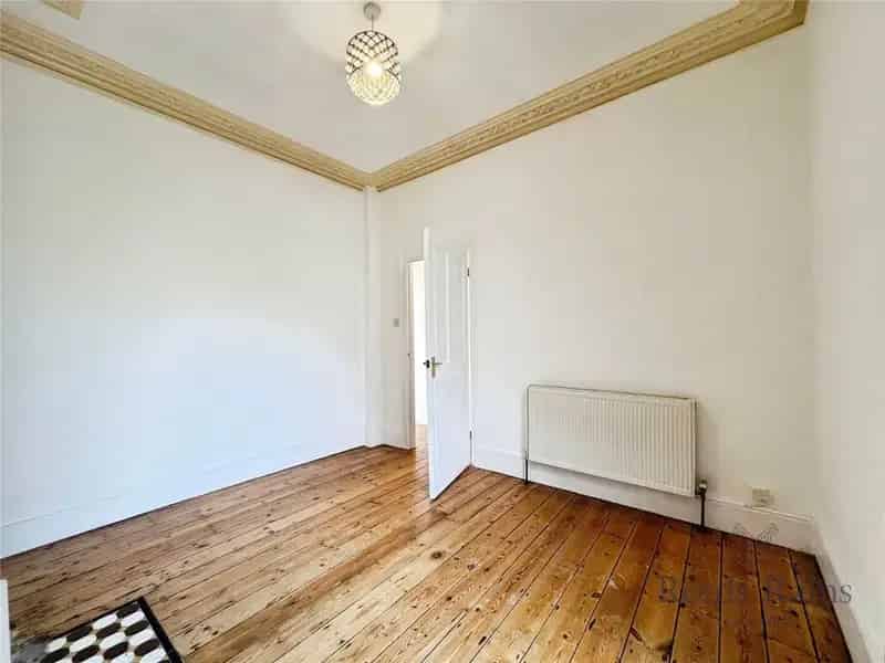 2 Bedroom Flat for Sale in Catford SE6