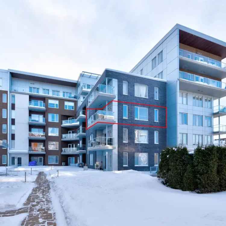 Modern 2-Bedroom Condo for Sale Near Train Station