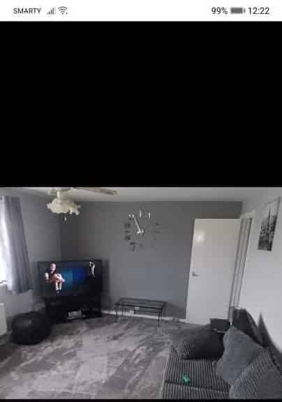 2 Bed Flat Chelmsford New Bathroom Quiet Neighbourhood