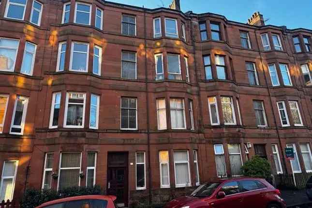 Flat to rent in Crathie Drive, Glasgow G11