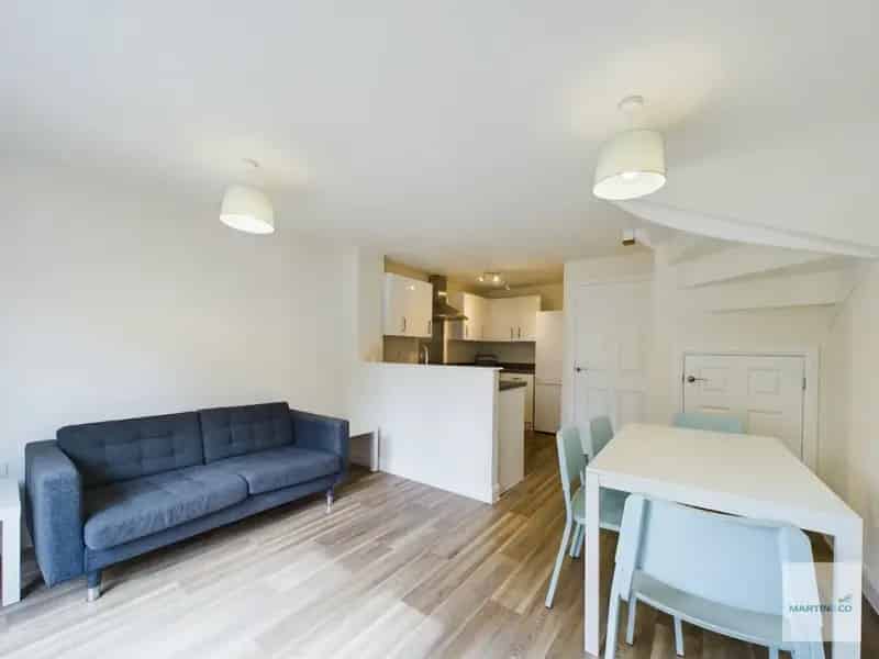 4 Bedroom House For Sale No Onward Chain