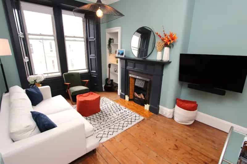 1 Bedroom Furnished Flat to Rent Comely Bank