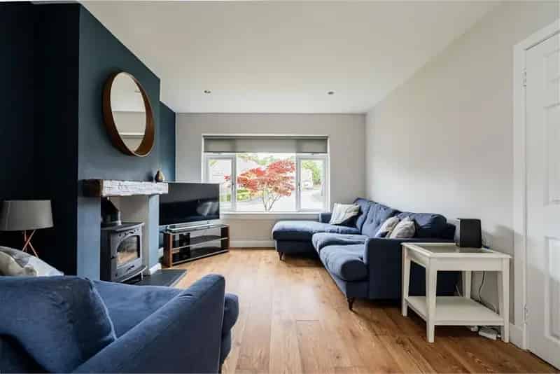 3 Bed Detached House with 2 Reception Rooms and Large Garden