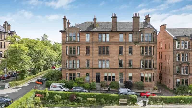 5 Bedroom Flat for Sale in Hyndland Glasgow