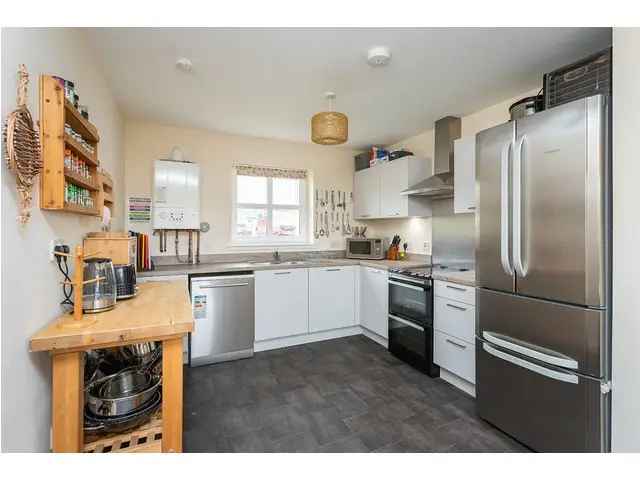 3 Bedroom End Terraced House for Sale