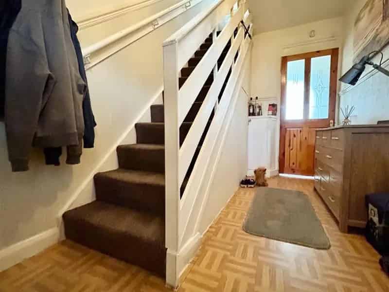3 Bedroom House for Sale in Kingsway Thurnscoe