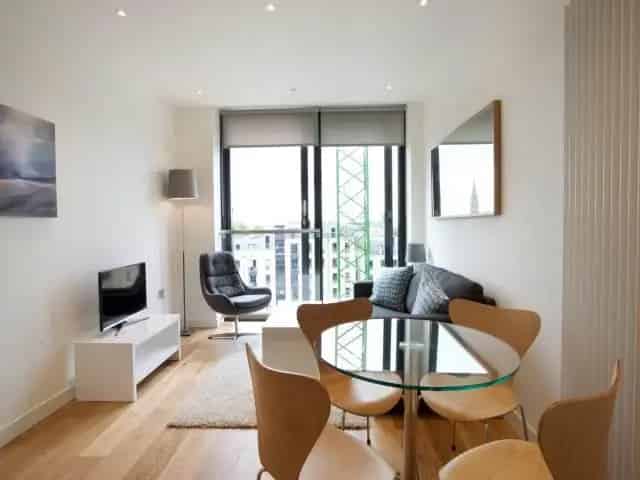 1 Bedroom Flat to Rent in Quartermile Edinburgh