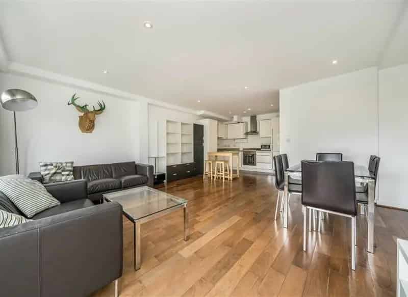 Flat For Sale , London, England