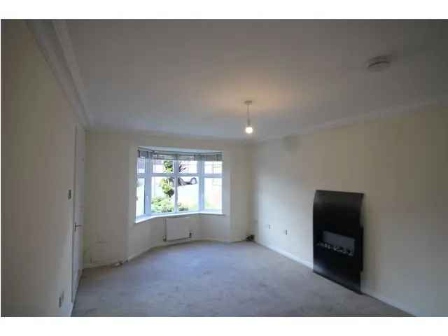 4 Bedroom Detached House for Sale in Hollybrae