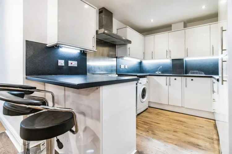 2 Bedroom Flat for Sale Manchester M1 - Whitworth House