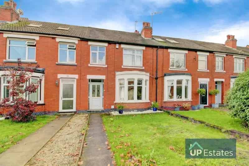 3 Bedroom Terraced House for Sale Parking to the Rear