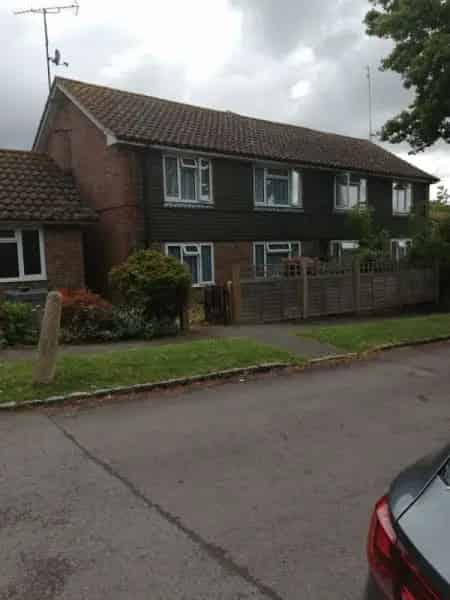 Flat For Rent , Mid Sussex, England