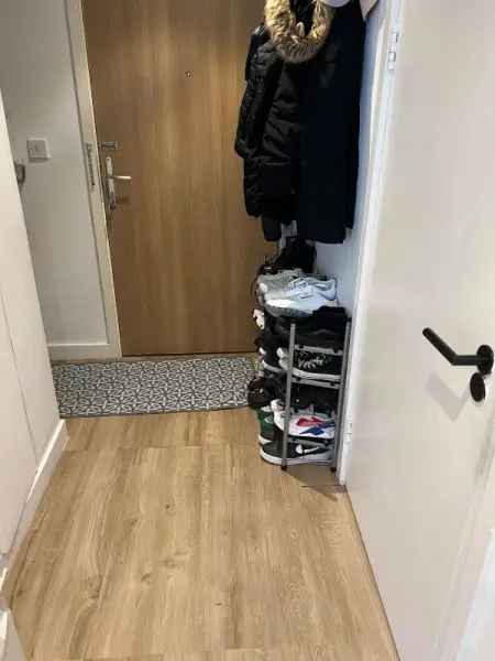 Flat For Rent in Bristol, England