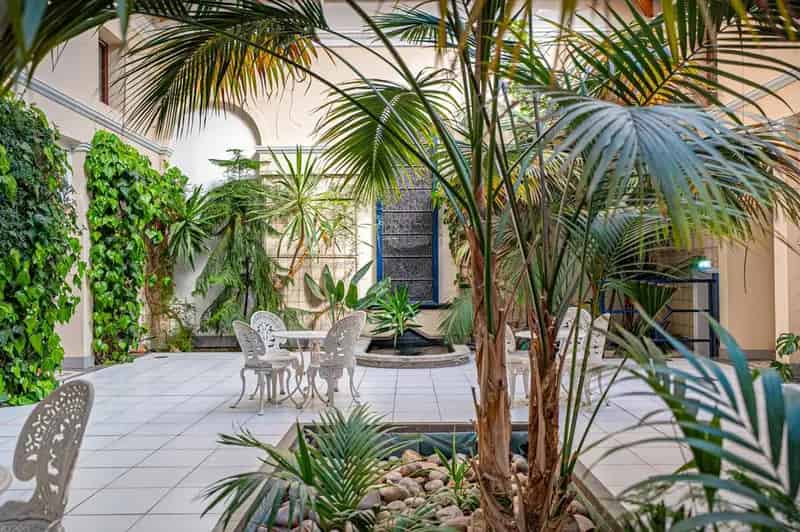 2 Bedroom Apartment for Sale in Glasgow's West End