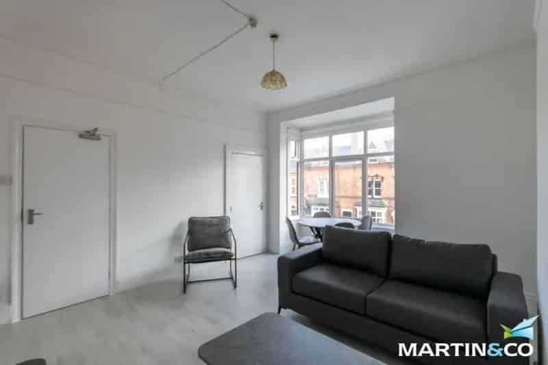 1 Bedroom Flat To Rent Available 09092025