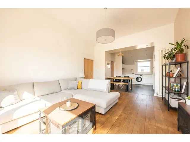 3 Bedroom Penthouse Apartment For Sale