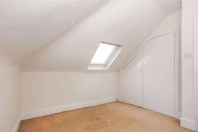 3 bed flat for sale