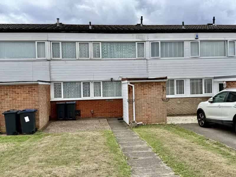 3 Bedroom Terraced House to Rent - No Onward Chain