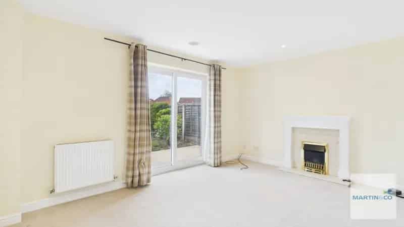 4 bedroom House
 To Rent