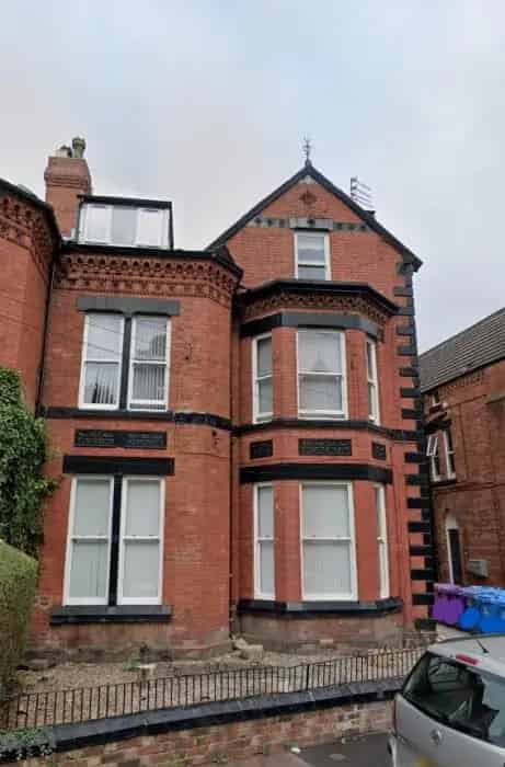 Studio Bedsit Tuebrook - 4 Weeks Rent Upfront