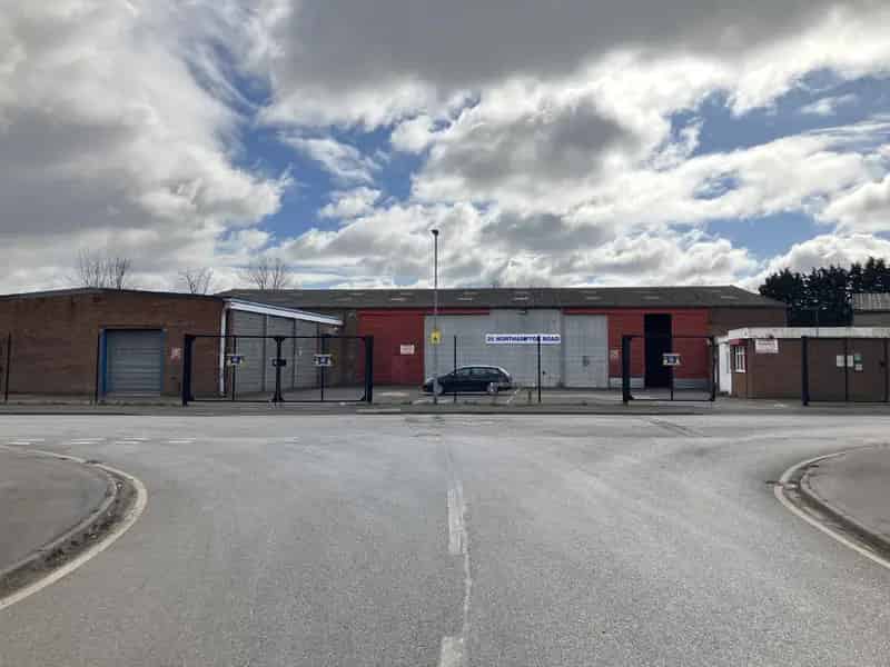 Warehouse Premises with Offices For Sale in Scunthorpe