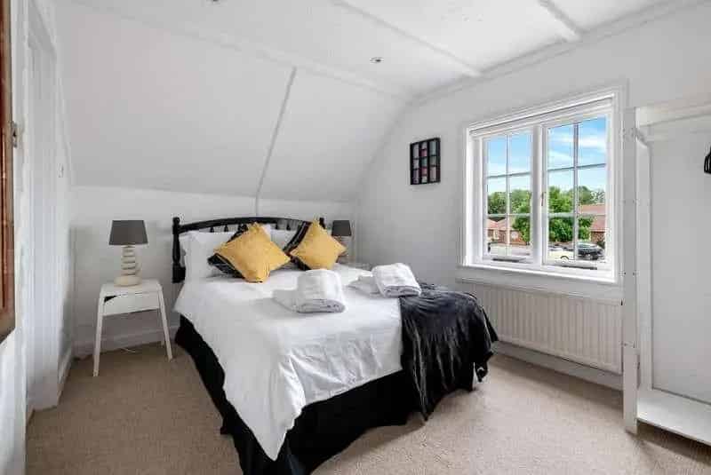 6 Bed House For Sale With Potential Annexe