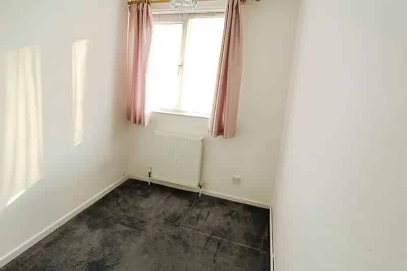 3 Bedroom Link Detached House Birmingham B28