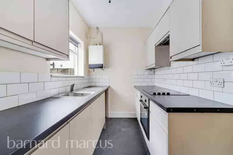 Stunning Double-Fronted End Terrace House